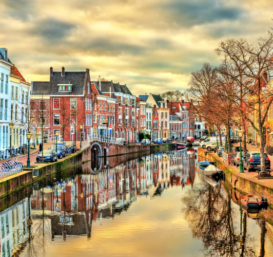 Leiden pumping & dredging consultants Leiden pumping & dredging consultants